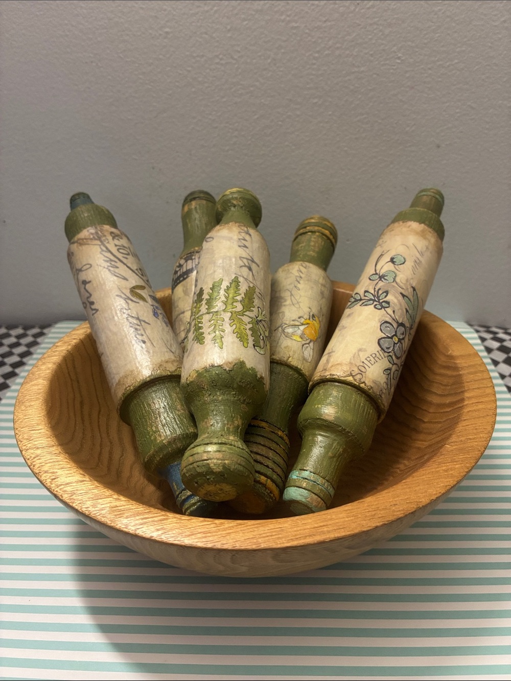 Decorative Olive Green Wooden Rolling Pins & Wood Bowl - Botanical Design